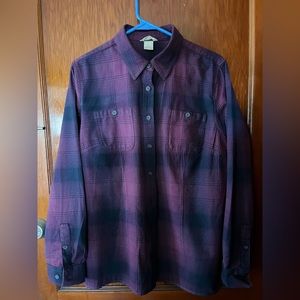 Duluth Trading size L flannel shirt